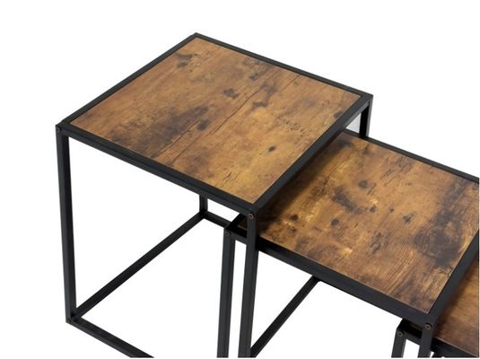 Mobiliário de sala de estar com design moderno e acabamento de ouro de luxo