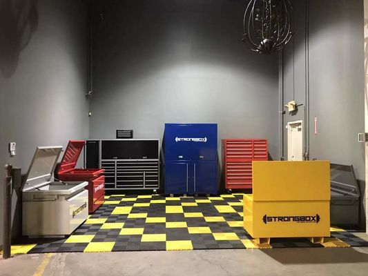 Tratamento de superfície de pulverização de grãos de textura para caixa de trabalho de aço industrial pesado